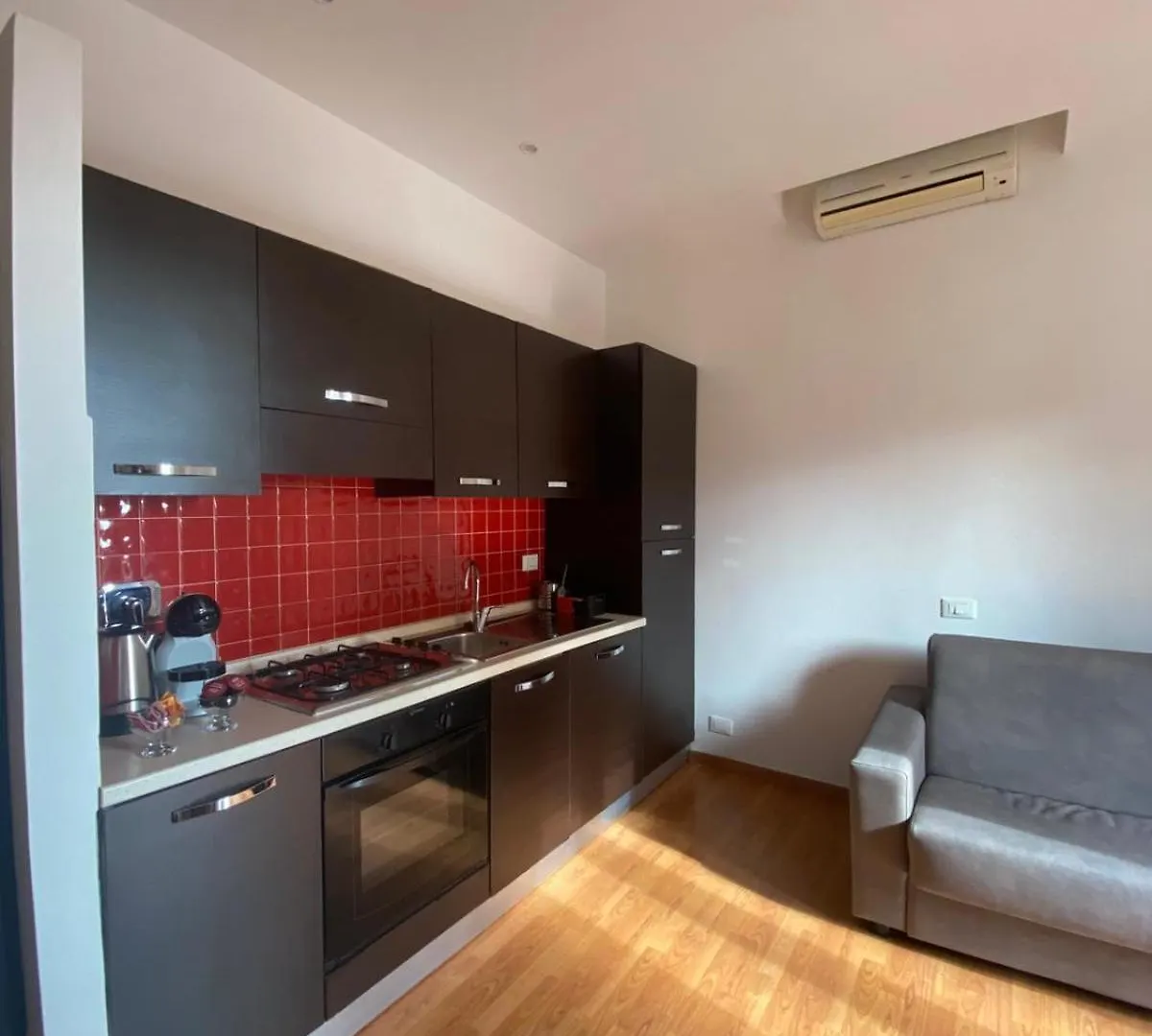 Adrian Apartment 罗马